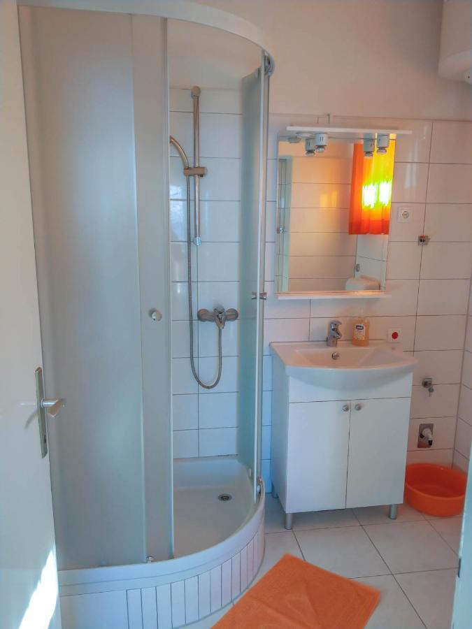 פודגורה Apartman Riva K מראה חיצוני תמונה